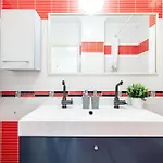 Balcony - - Spacious - Sunny Apartman *