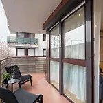 Balcony - - Spacious - Sunny Apartman Budapest