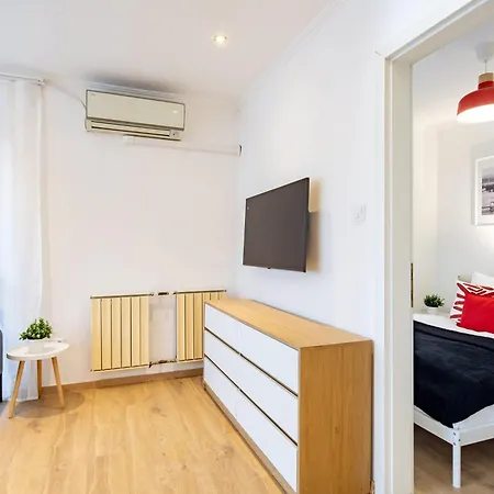 Balcony - - Spacious - Sunny *