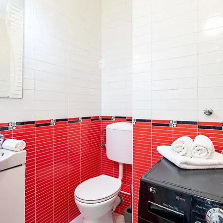 Apartment Balcony - - Spacious - Sunny Budapest