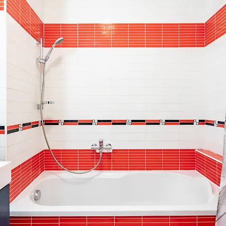 Balcony - - Spacious - Sunny